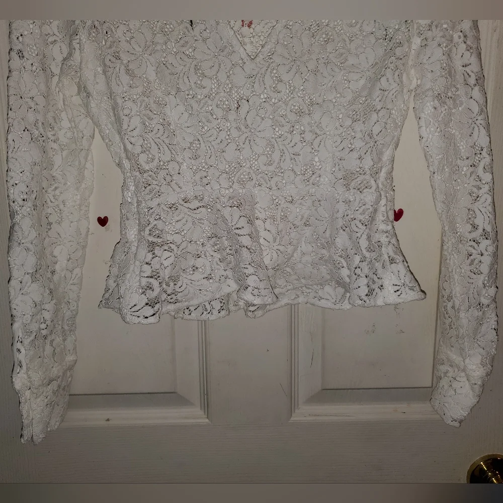 5 for $25 | NWOT Zara Lace Peplum Long Sleeve Sheer Blouse *Missing A Button